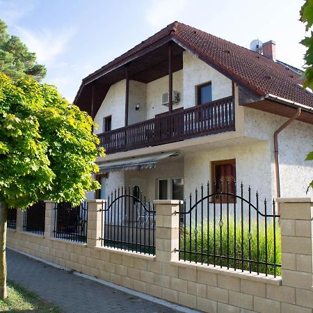 Zsolnay Apartman シオーフォク エクステリア 写真